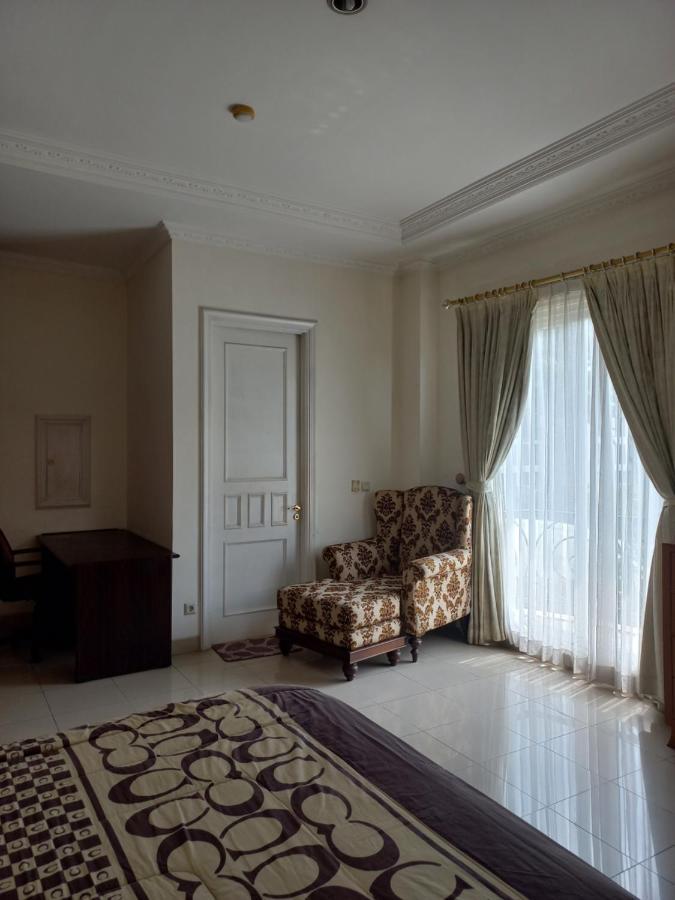 Margot Apartment Pondok Indah Jakarta Exterior foto